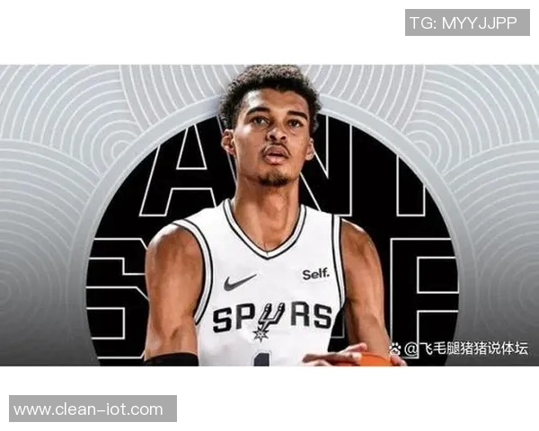 贾雷斯沃克的崛起之路:从新星到NBA未来之星的蜕变与挑战 贾雷斯沃克的崛起之路:从新星到NBA未来之星的蜕变与挑战