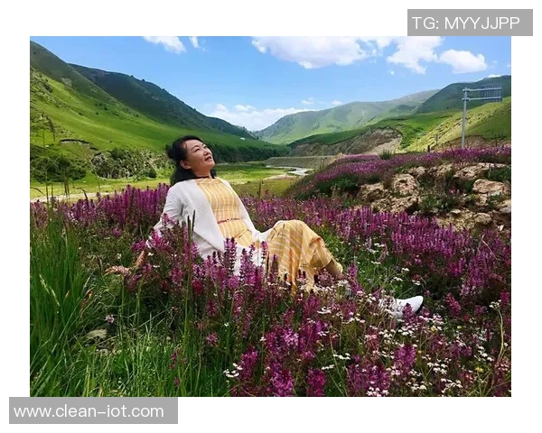 龚莉:从艺术到生活的多维探索与心灵成长之旅 龚莉:从艺术到生活的多维探索与心灵成长之旅