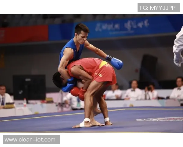 克鲁塞罗与拉罗激战在即谁能在这场对决中笑到最后