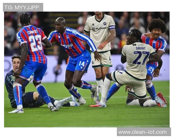 鲁森贝洛克与埃弗顿的精彩对决将如何影响英超争冠格局