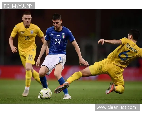 欧国杯精彩对决乌克兰迎战意大利两队全力争胜展现足球魅力 欧国杯精彩对决乌克兰迎战意大利两队全力争胜展现足球魅力