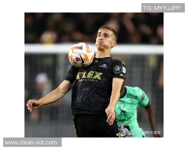 休斯顿迪纳摩对阵洛杉矶FC精彩直播全程回顾与赛后分析