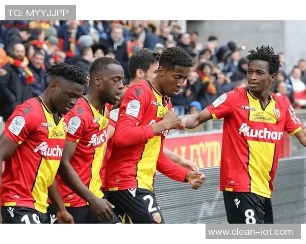 52朗斯主场迎战拉瓦勒期待精彩对决与胜利的诞生